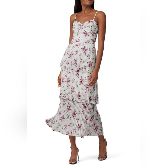 Monique Lhuillier Dresses & Skirts - ML Monique Lhuillier Tiered Pleated Dress 4